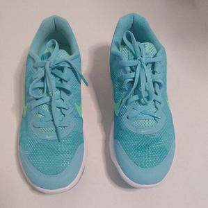 Nike Flex Experience Women's Running Sneakers